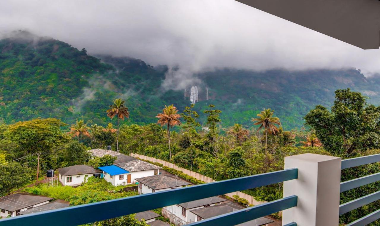Misty Garden Resort And Spa Munnar Exterior photo