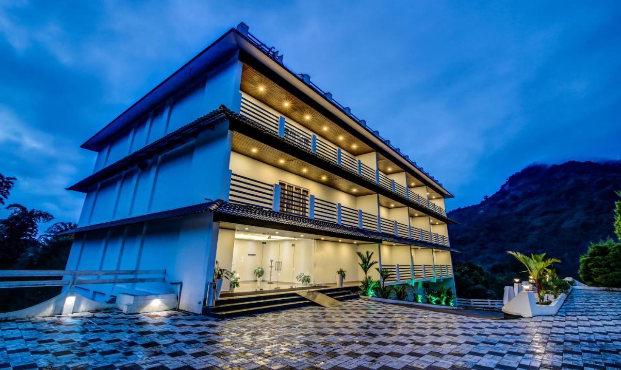 Misty Garden Resort And Spa Munnar Exterior photo